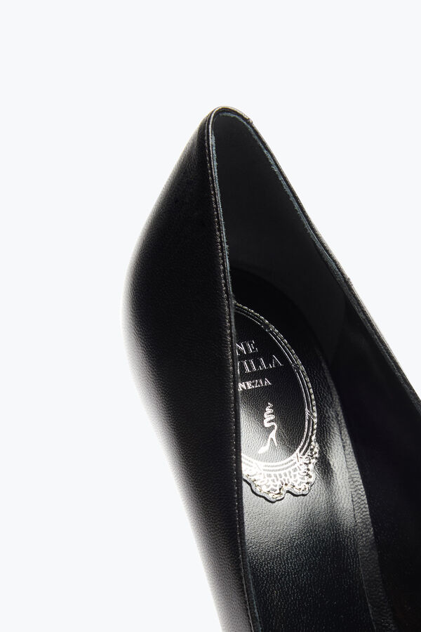 jeweled candice svart pump 105 rene caovilla