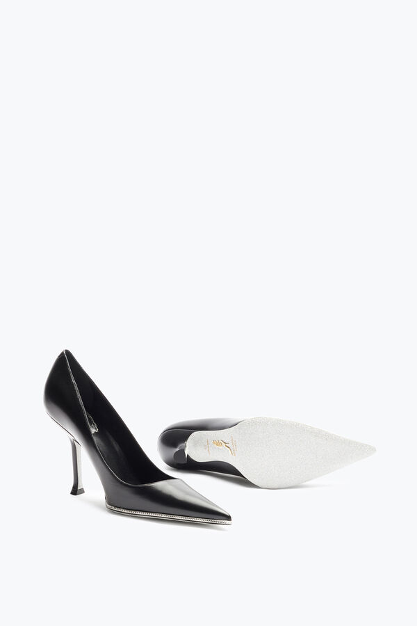 jeweled candice svart pump 105 rene caovilla