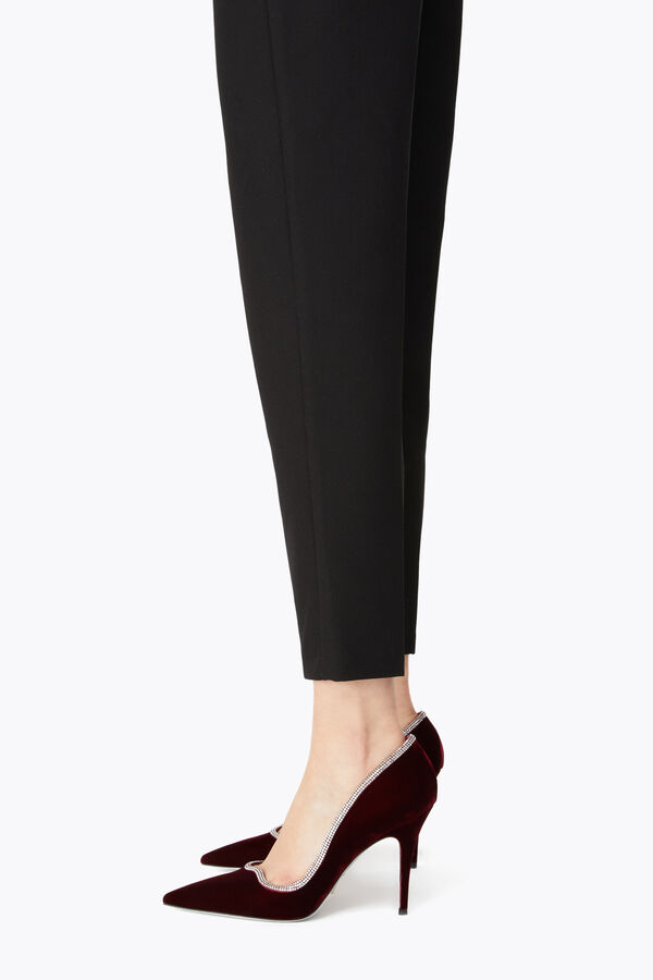 jeweled onda vinrÖd sammet pump 100 rene caovilla